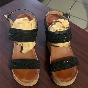 Platform wedge black heels